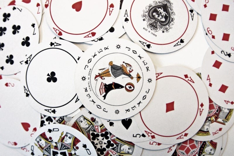 Il Jolly (Joker in inglese) nelle carte da gioco.