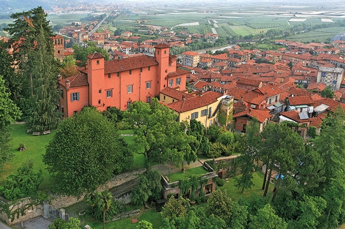 Vista panoramica di Castello rosso